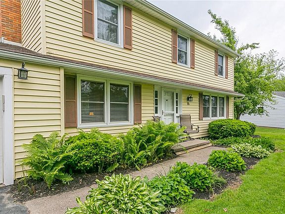2nd image of 95 Wheatstone Cir