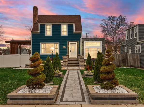 3003 Parkway North St, Hammond, IN 46323