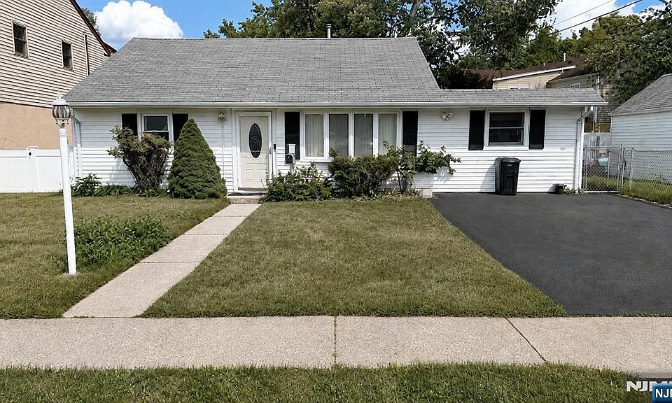 1st image of 70 Hahn Ave