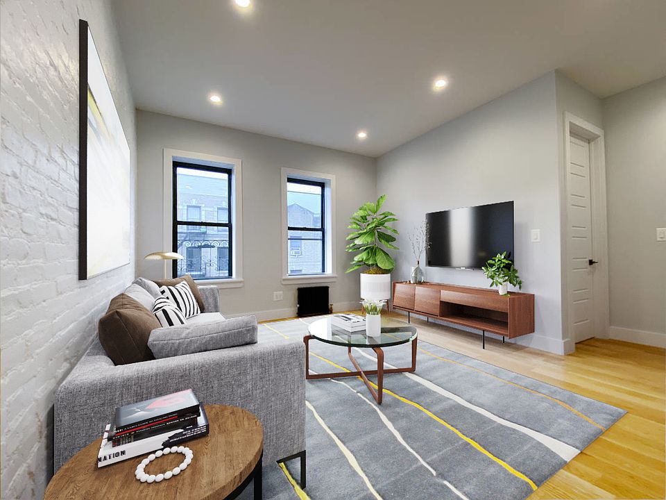1st image of 471 W 125th St #21