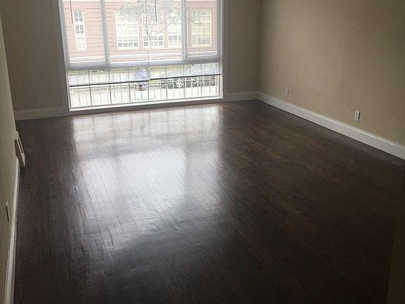 5th image of 1346 42nd Ave