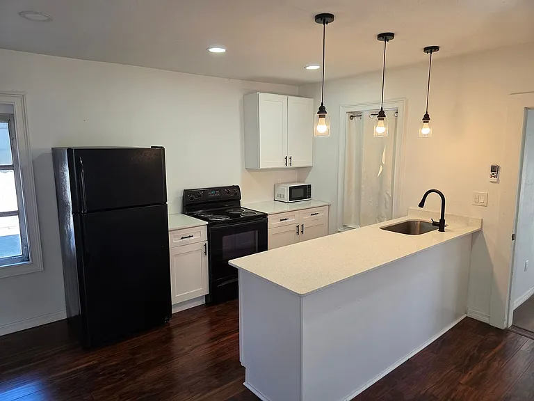 6506 N Wellington Ave #B — Photo 13