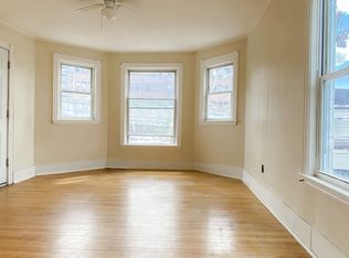 23 Boynton St APT 1, Portland, ME 04102
