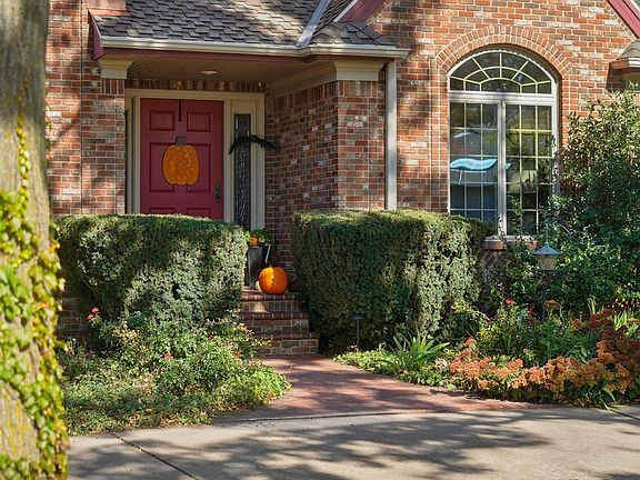 3rd image of 3510 Old Dominion Rd