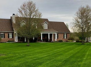 25102 189th St, Bettendorf, IA 52722
