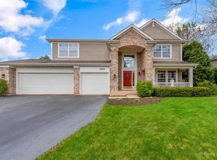 1602 Mink Trl, Cary, IL 60013