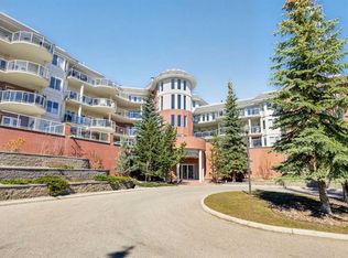 200 SE Patina Ct SW #202, Calgary, AB T3H4K9