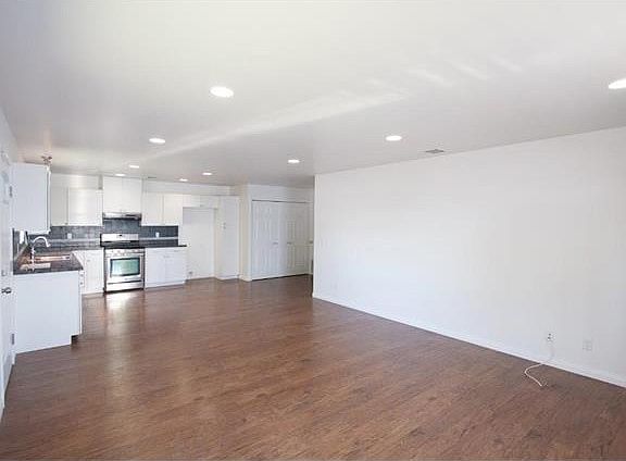 Open kitchen provide lots of spaceainless appliances.