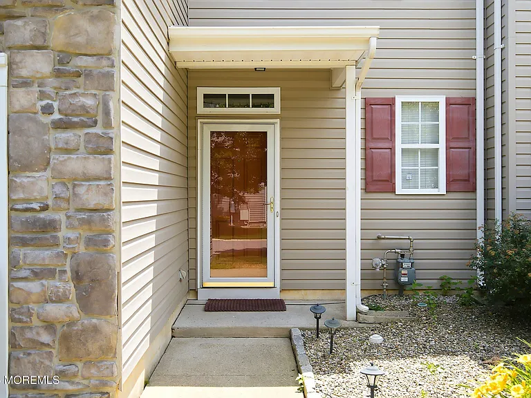 5 Manhattan Dr #63 — Photo 2