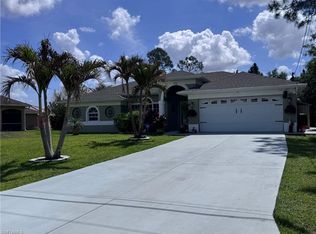 771 Halsey AVE, LEHIGH ACRES, FL 33974