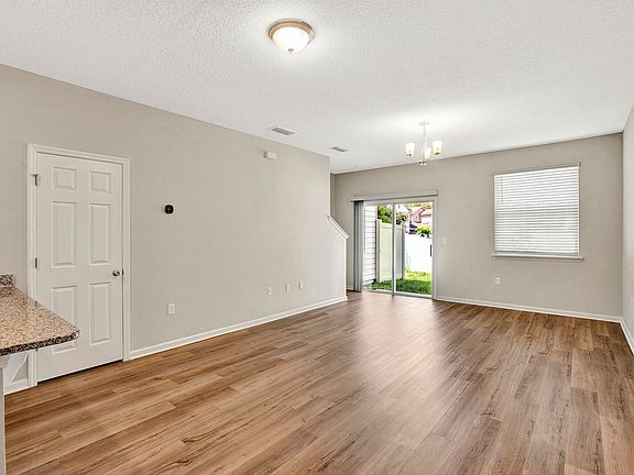4th image of 11796 Beardgrass Way