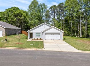 1141 Douglas St, Opelika, AL 36801