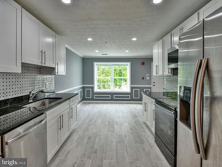 11238 Hannah Way #3 — Photo 11