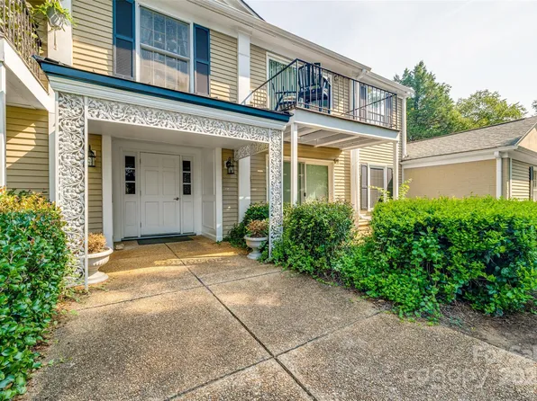 7026 Quail Hill Rd, Charlotte, NC 28210