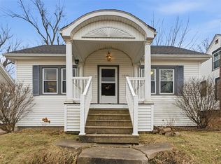 1915 C Ave NE, Cedar Rapids, IA 52402