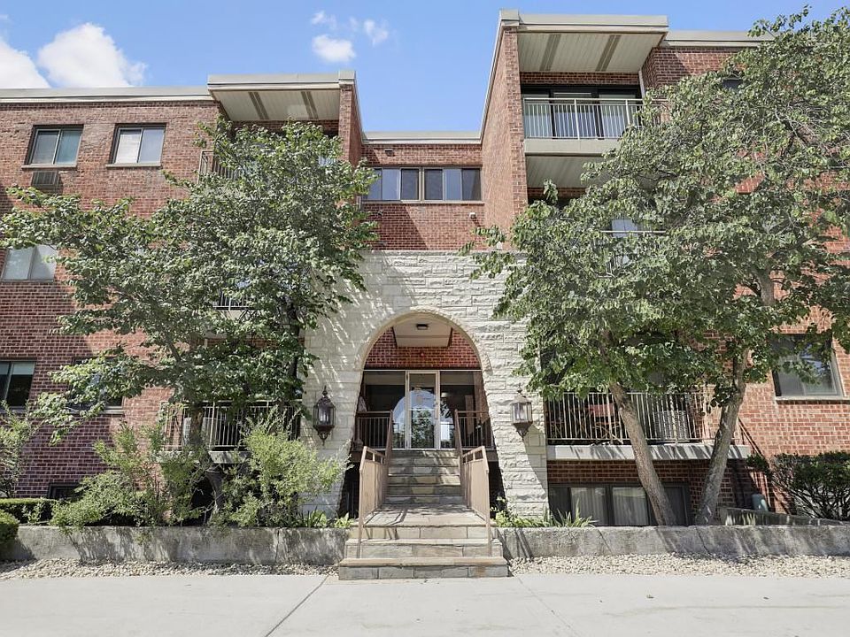 1st image of 197 W Armitage Ave APT 103