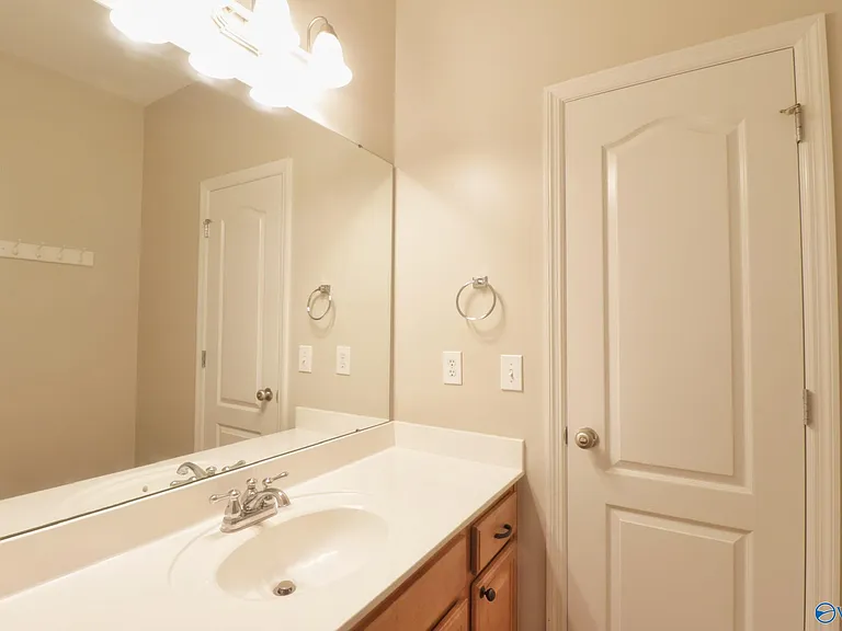 101 Mill Ridge Dr — Photo 29