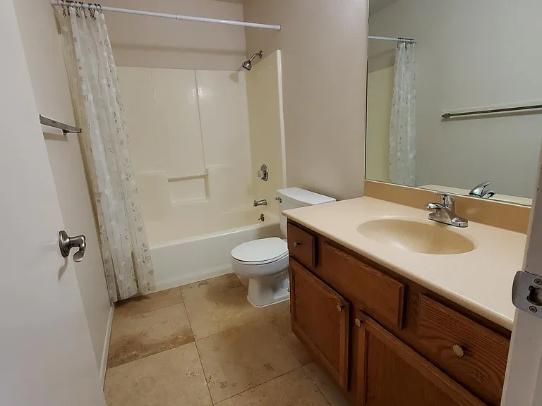 370 Fairway Oaks Dr #A — Photo 17