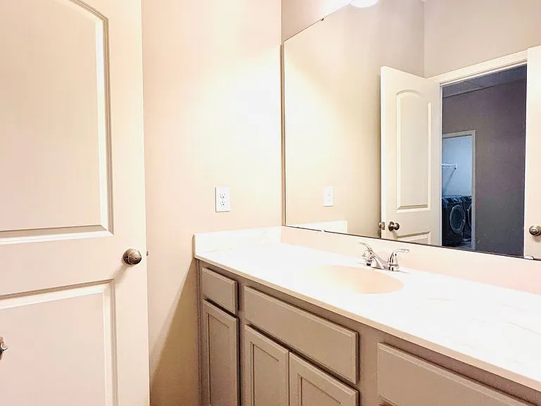 211 Torpoint Rd — Photo 17