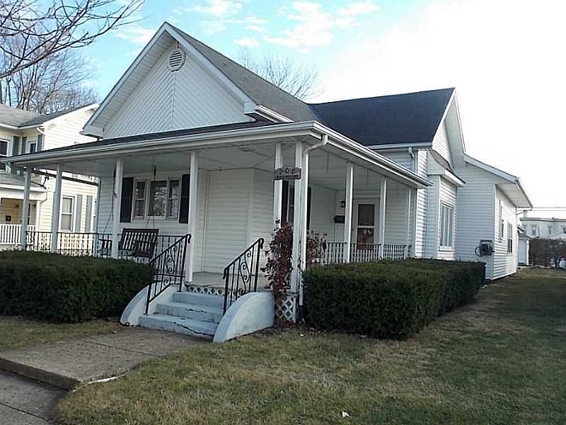 2nd image of 208 E Fulton St