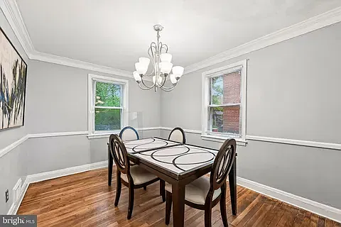 3 bed, 1330 sqft, $1,800 — Photo 4