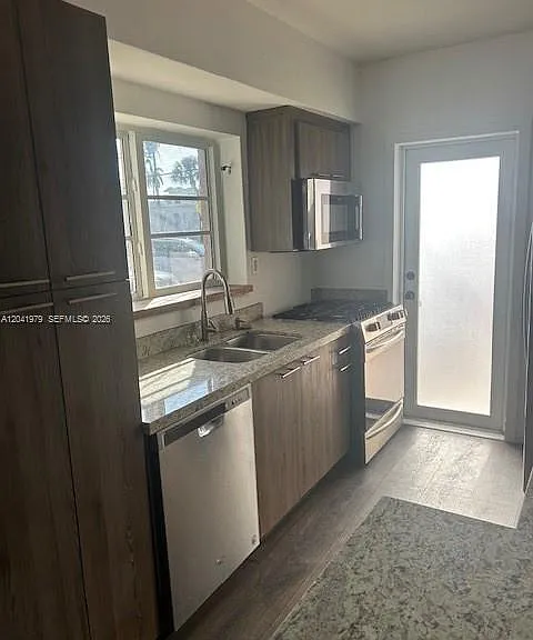 1785 Calais Dr #5 — Photo 4