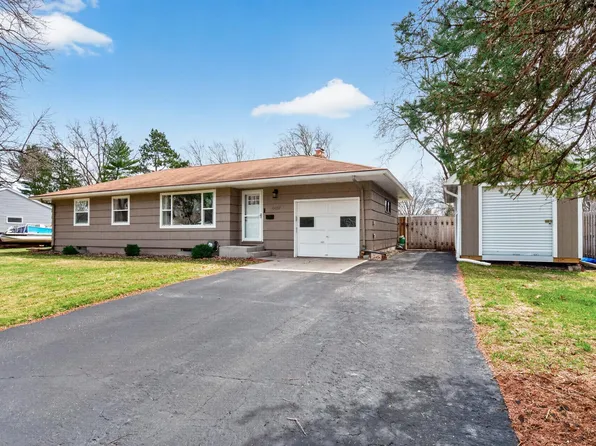 8017 66th Ave N, Brooklyn Park, MN 55428