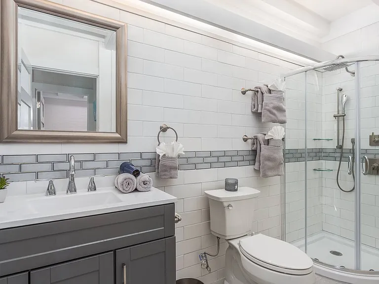 5005 Commonwealth Dr — Photo 20