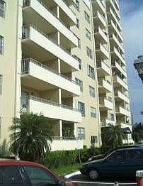 1st image of 900 NE 18th Ave APT 706