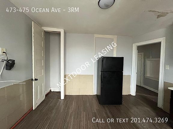 4th image of 473-475 Ocean Ave Room 3