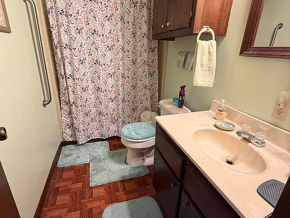 5th image of 930 Newell Rd NW