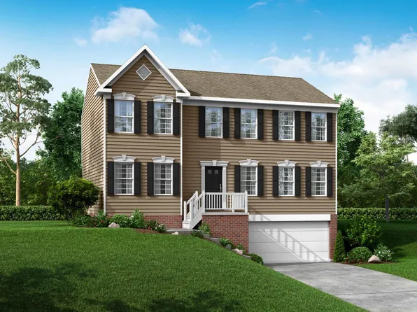 220 Creekside Dr, Oakdale, PA 15071