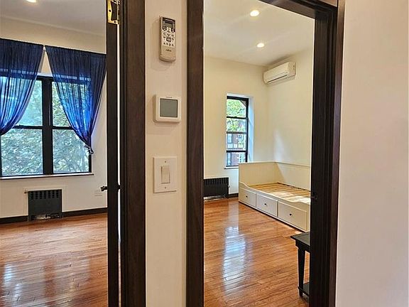5th image of 1535 31st Street