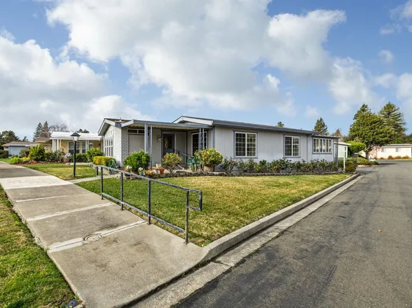 111 Circulo Chapala, Rohnert Park, CA 94928
