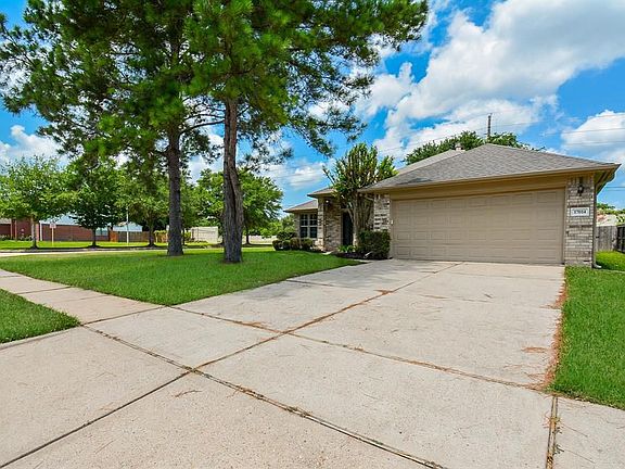 4th image of 17014 Fairway Glen Ln