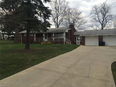 1856 N Market St, East Palestine, OH, 44413