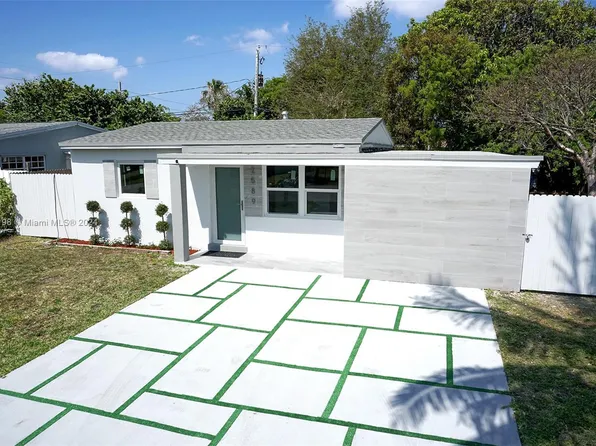2589 NE 14th Ave, Pompano Beach, FL 33064
