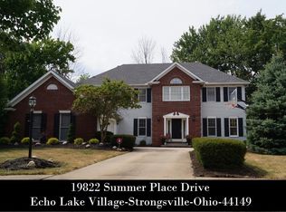 19822 Summer Place Dr, Strongsville, OH 44149