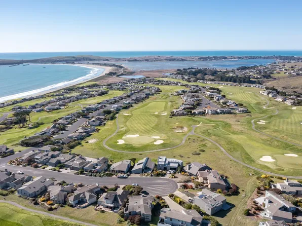300 Sanderling Court, Bodega Bay, CA 94923