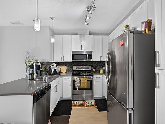 4th image of 5151 Windermere Blvd SW #706
