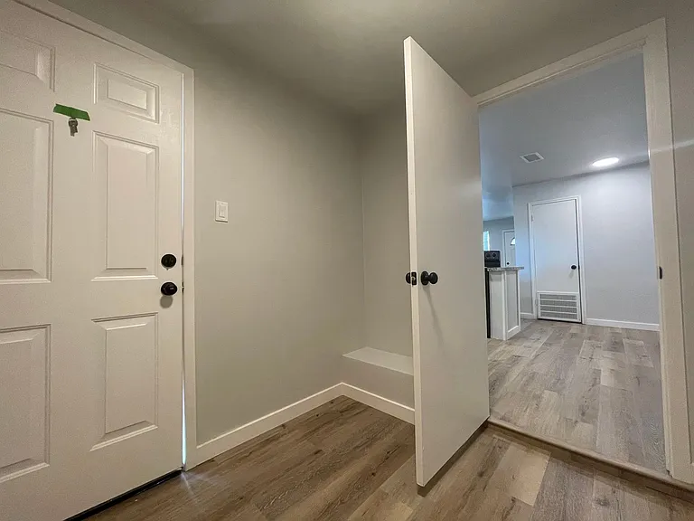 3222 Auburn Ave — Photo 23