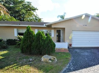 6700 NW 28th Way, Fort Lauderdale, FL 33309