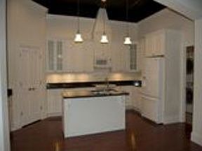 1st image of 1426/28 Newcastle St #201