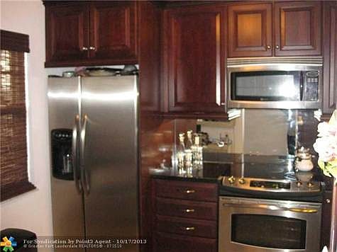 4th image of 3993 Cypress Reach Ct APT 401