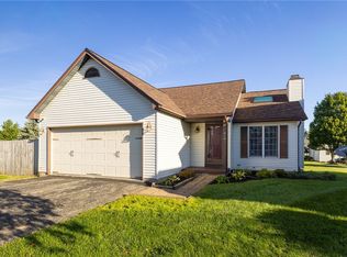 10 Logans Run, Rochester, NY 14626