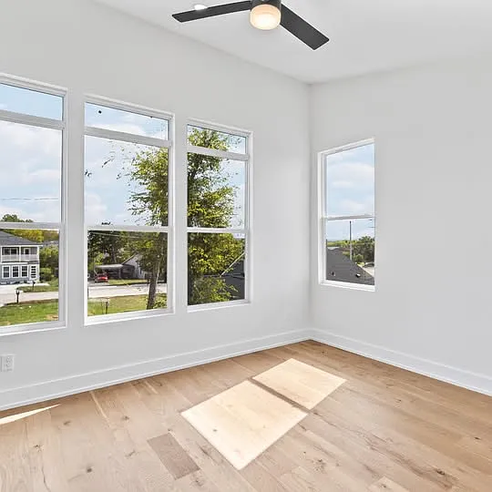 2107 Courtney Ave #B — Photo 2