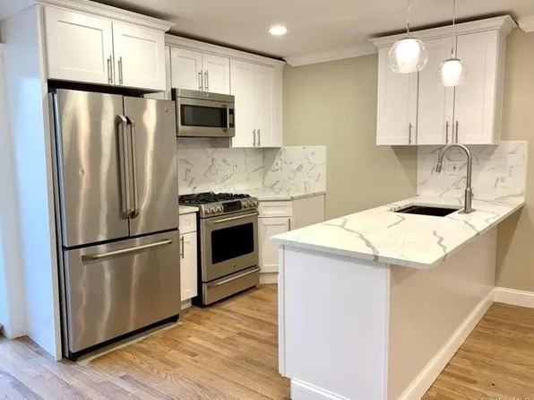 2301 Bathgate Avenue, Bronx, NY 10458