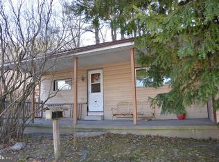 105 Mill Creek Ave, Pottsville, PA 17901