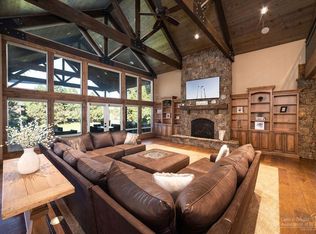 21240 Yeoman Rd, Bend, OR 97701