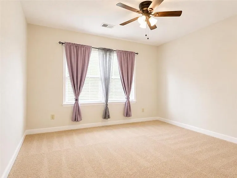 1630 Green Oak Cir — Photo 23